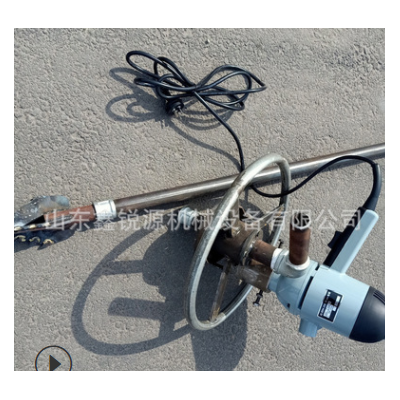 廠家直供圓盤打井鉆機手持式小型農用打井鉆機家用小型電動打井機