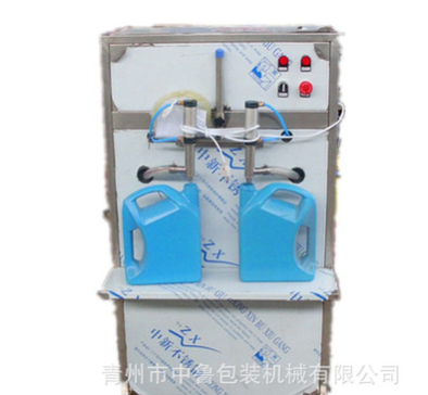 半自動灌裝機 廠家供應液體灌裝機 柱塞式半自動灌裝設備W