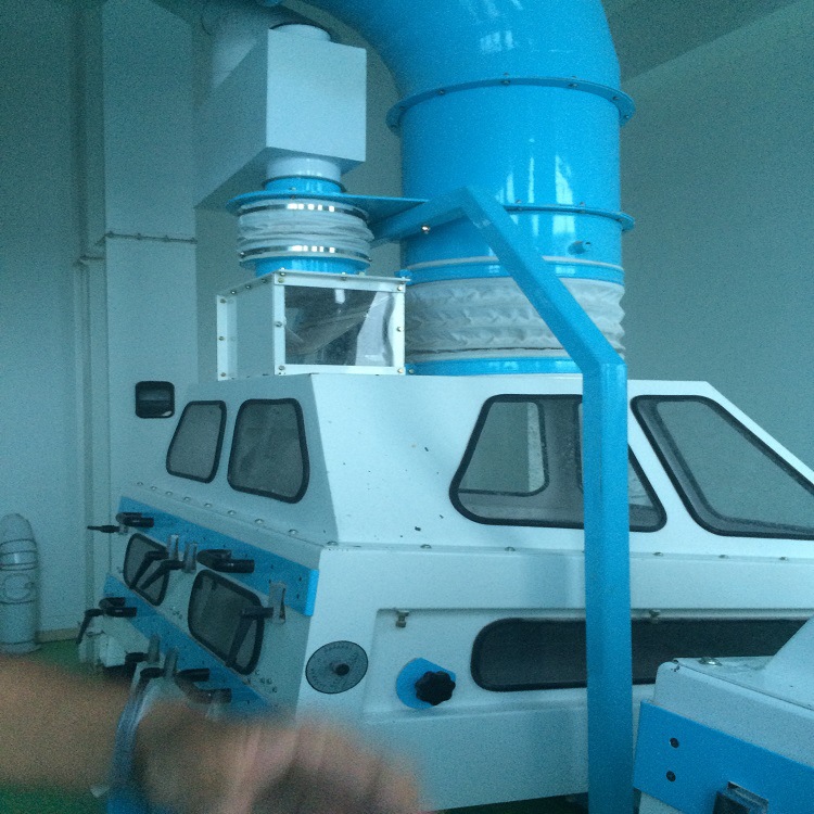 9281CF5D-1766-43F3-9039-4225AB