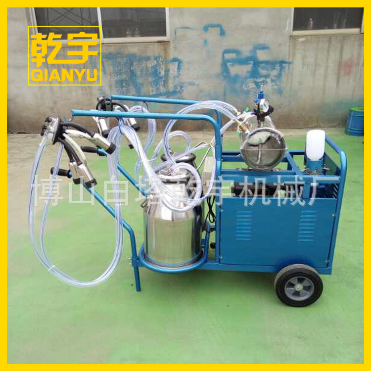 雙桶真空泵擠奶機2