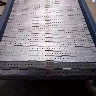 廠家定制不銹鋼扣板鏈板重型翻板鏈板碳鋼材質沖孔鏈板