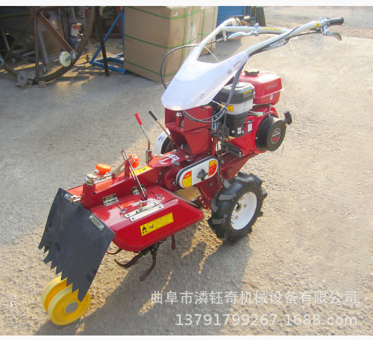 小型培土管理機