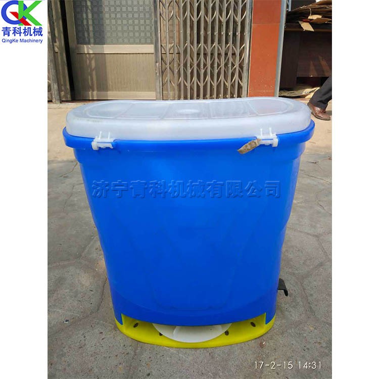 夏季農田施肥播種機 背負式電動撒肥器 魚塘養魚飼料施喂機