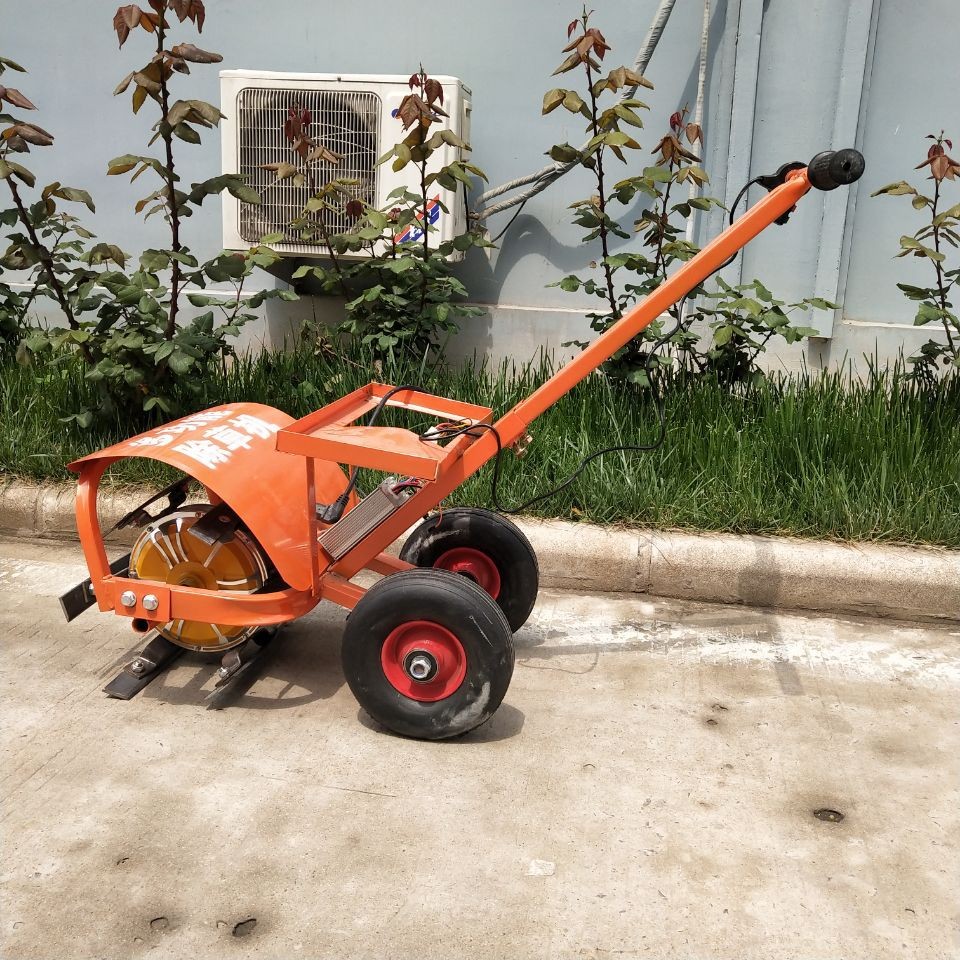 新型農用除草機電動鋤草機小型開荒開溝松土充電式