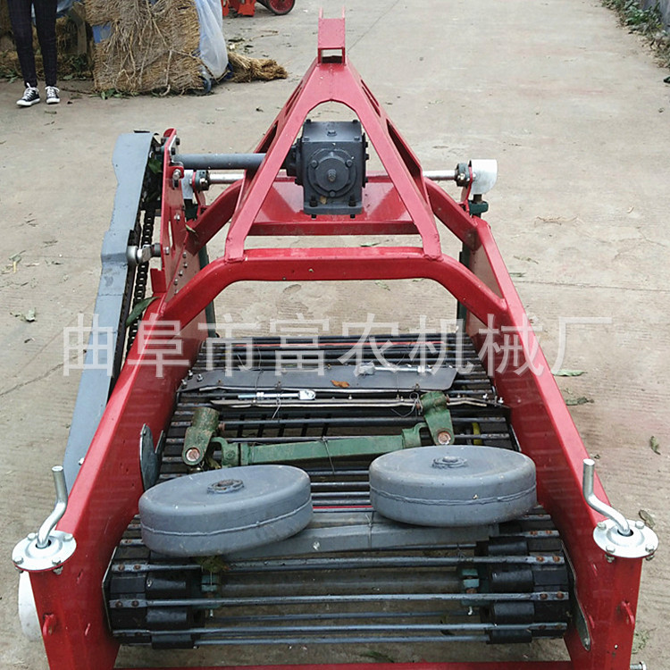 土豆收獲機(jī)