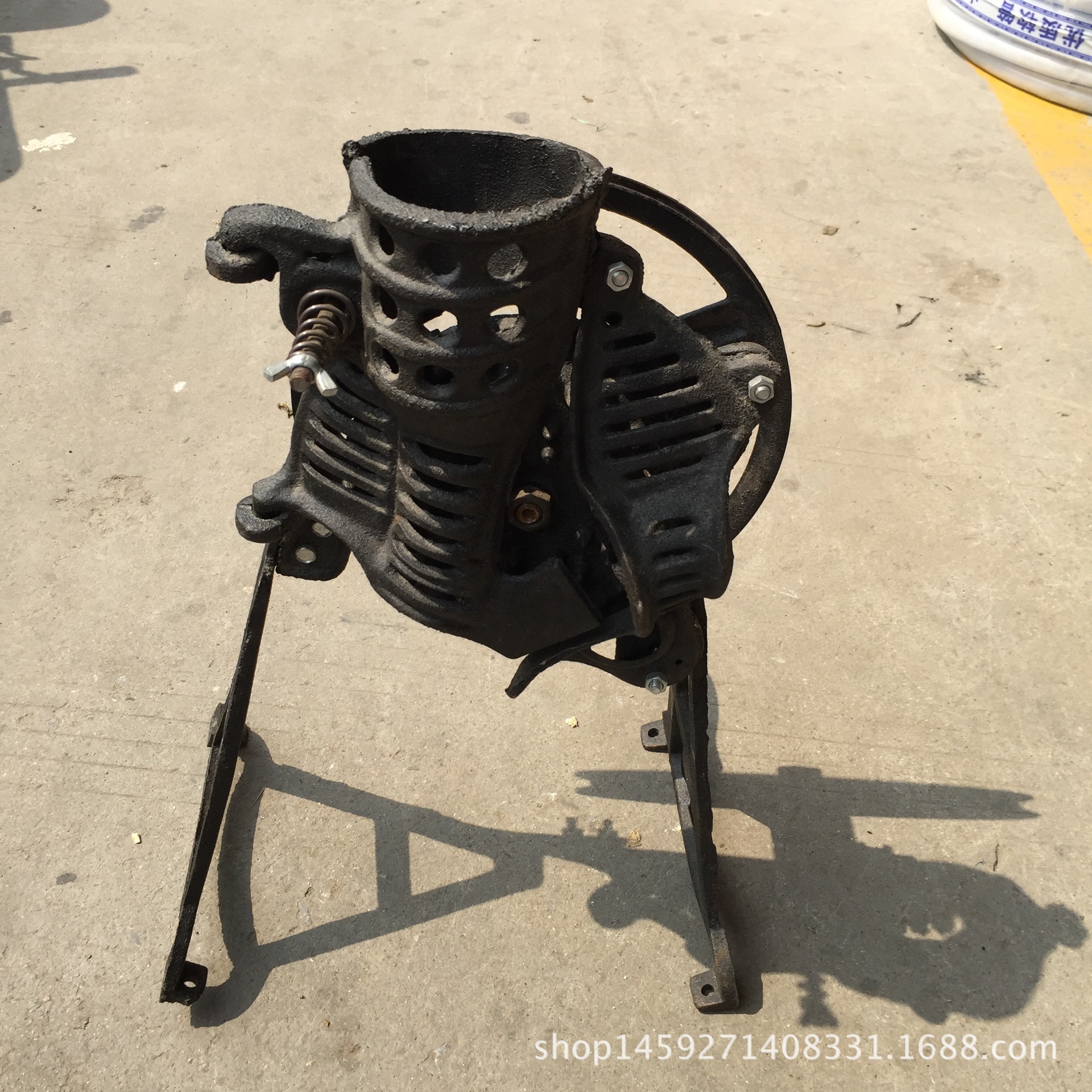 手動鑄鐵玉米脫粒機