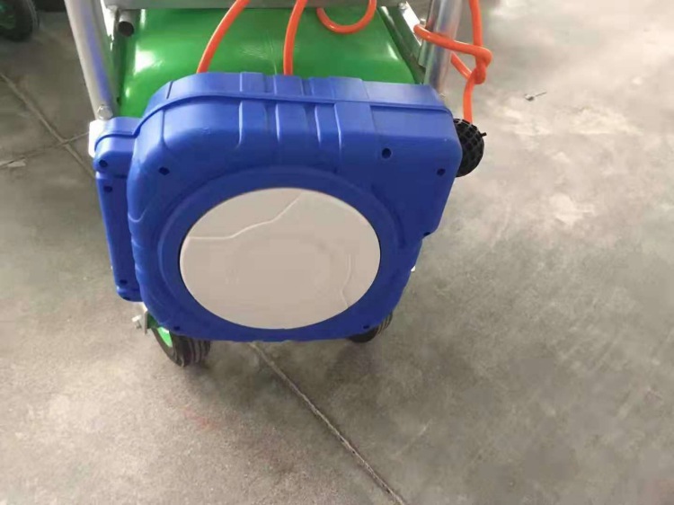 手推式自動卷管噴霧機