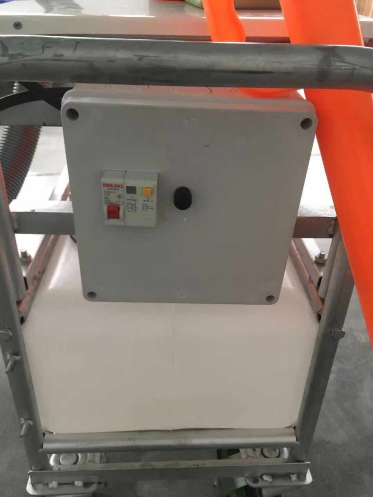 超低容量風(fēng)霧機(jī)