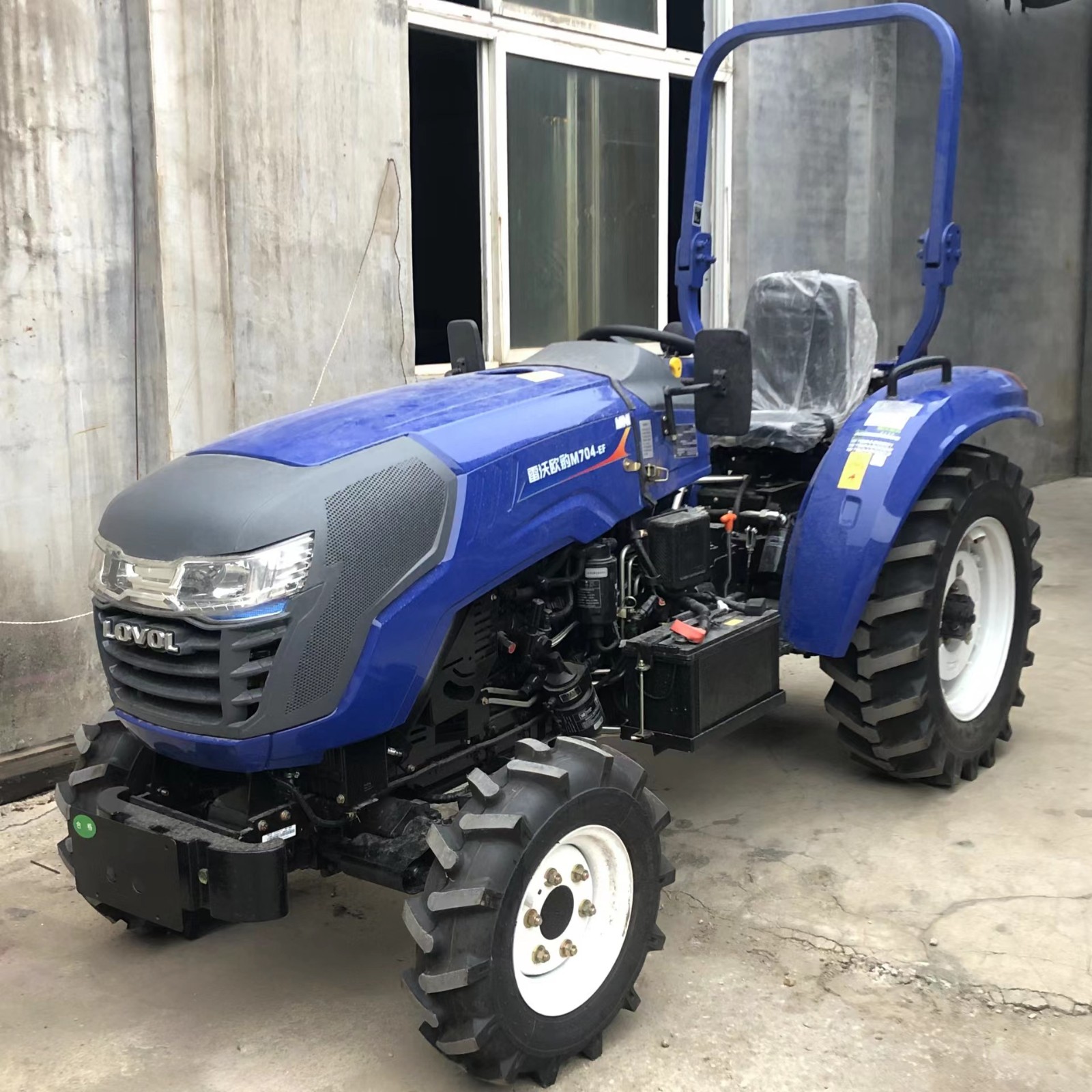 果園大棚王雷沃704拖拉機(jī) 性能好開溝旋地機(jī) 可配套多種農(nóng)具