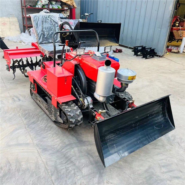 常柴 除草四驅(qū)微耕機(jī) 水旱兩用履帶機(jī) 乘坐式農(nóng)機(jī)耕地機(jī)