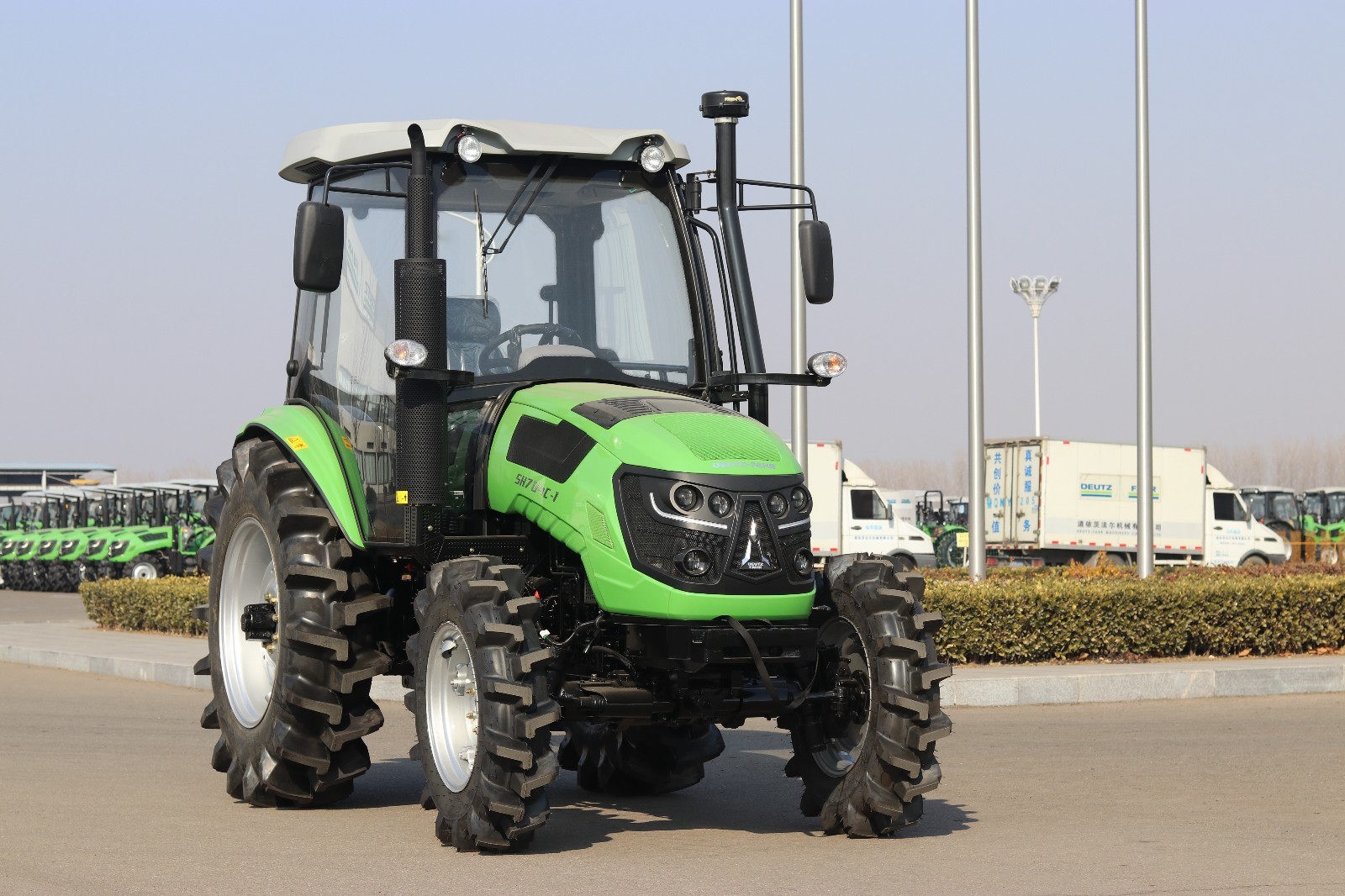 道依茨法爾SH704C-1輪式拖拉機