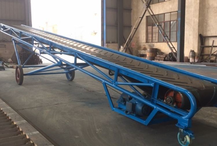 正鑫廠家定制皮帶輸送機 升降帶式上料機 爬坡輸送帶 糧食裝車