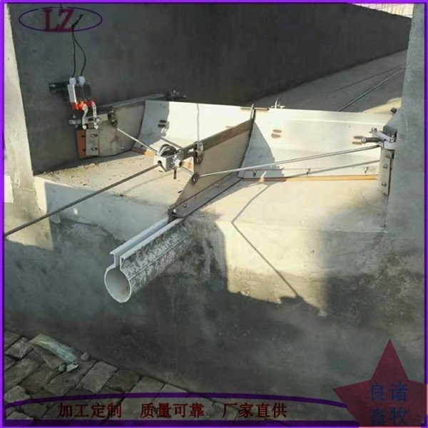 牛舍糞溝清理自動清糞機不銹鋼刮糞機防脫繩養(yǎng)豬設備
