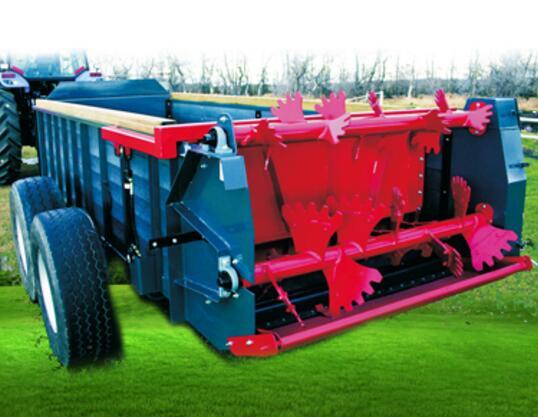 蒙拓2F-6.1/7.6施肥機