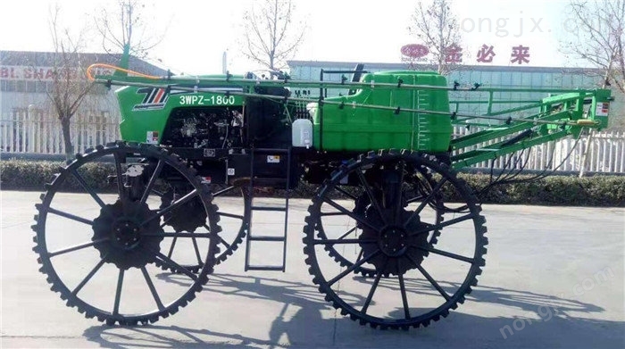 歐尚3WPZ-1800自走式噴桿噴霧機