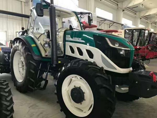 雷沃拖拉機P5000阿波斯拖拉機