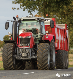 愛科MF7700系列拖拉機(jī)