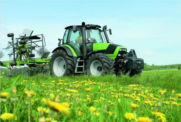 道依茨-法爾DF1604輪式拖拉機