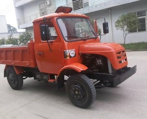 輕型后驅拖拉機