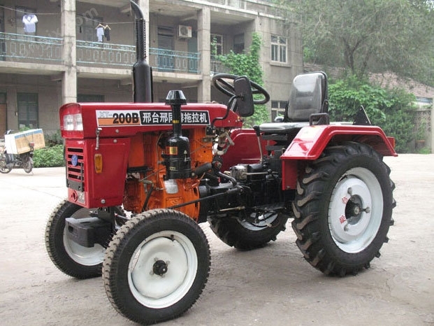 邢同牌XT-200拖拉機