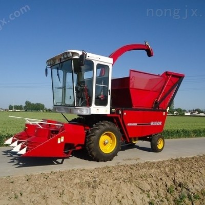 4QZ一2400型號(hào)青儲(chǔ)機(jī)