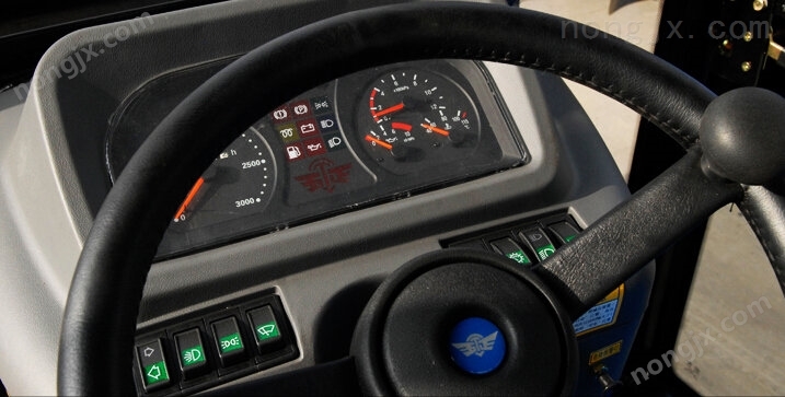 五征紐豹WZ504輪式拖拉機(jī)