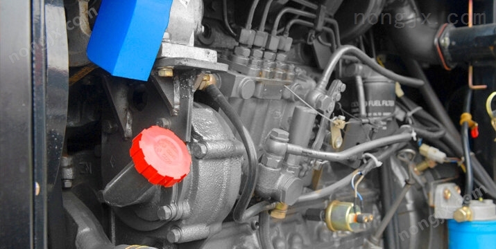 五征紐豹WZ504輪式拖拉機(jī)