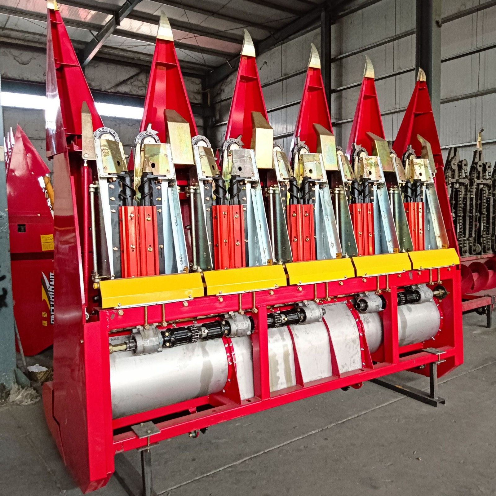 新款玉米籽粒割臺 可匹配多種型號收割機8片拉莖輥刀 雜糧收割臺